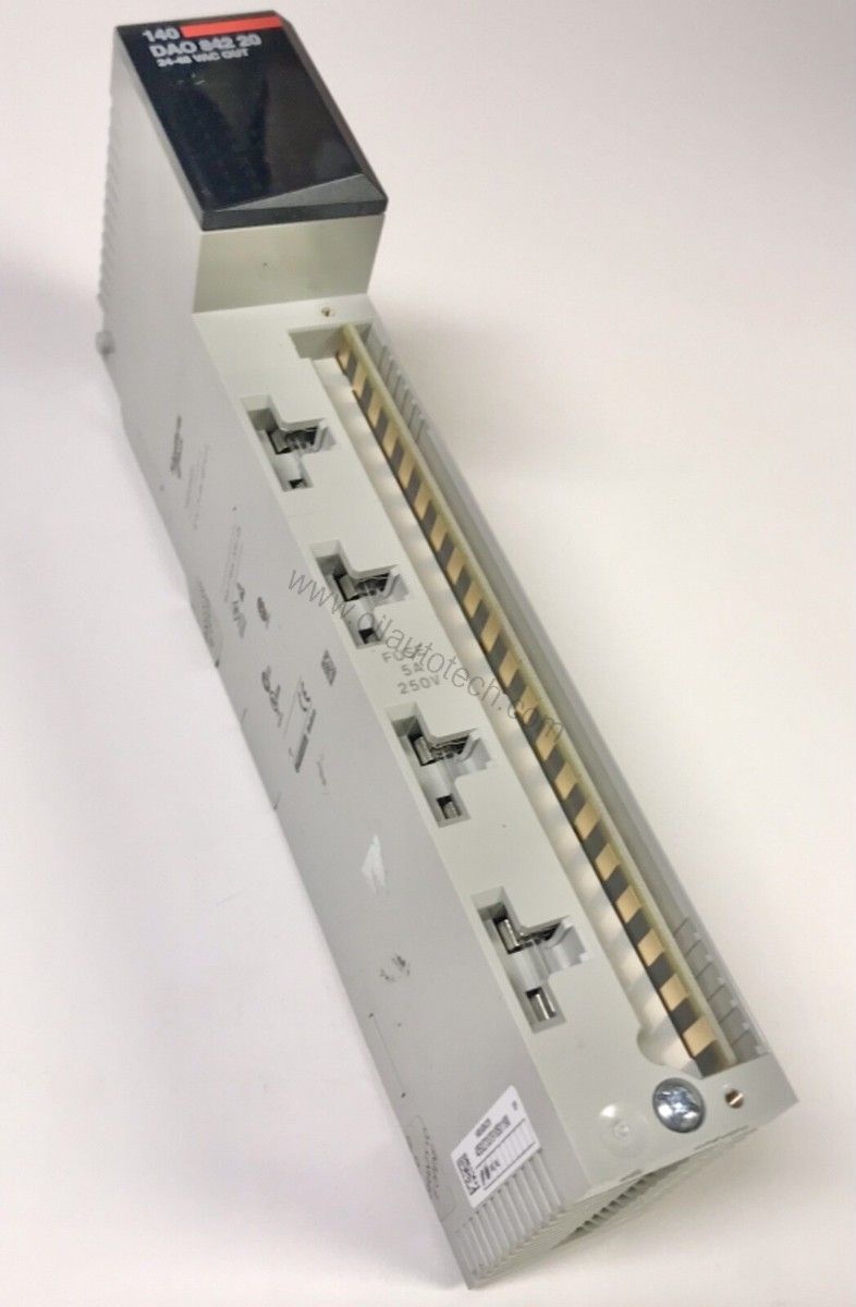 140DAO84220 | Schneider Modicon Quantum 16-Point AC Triac Output Module