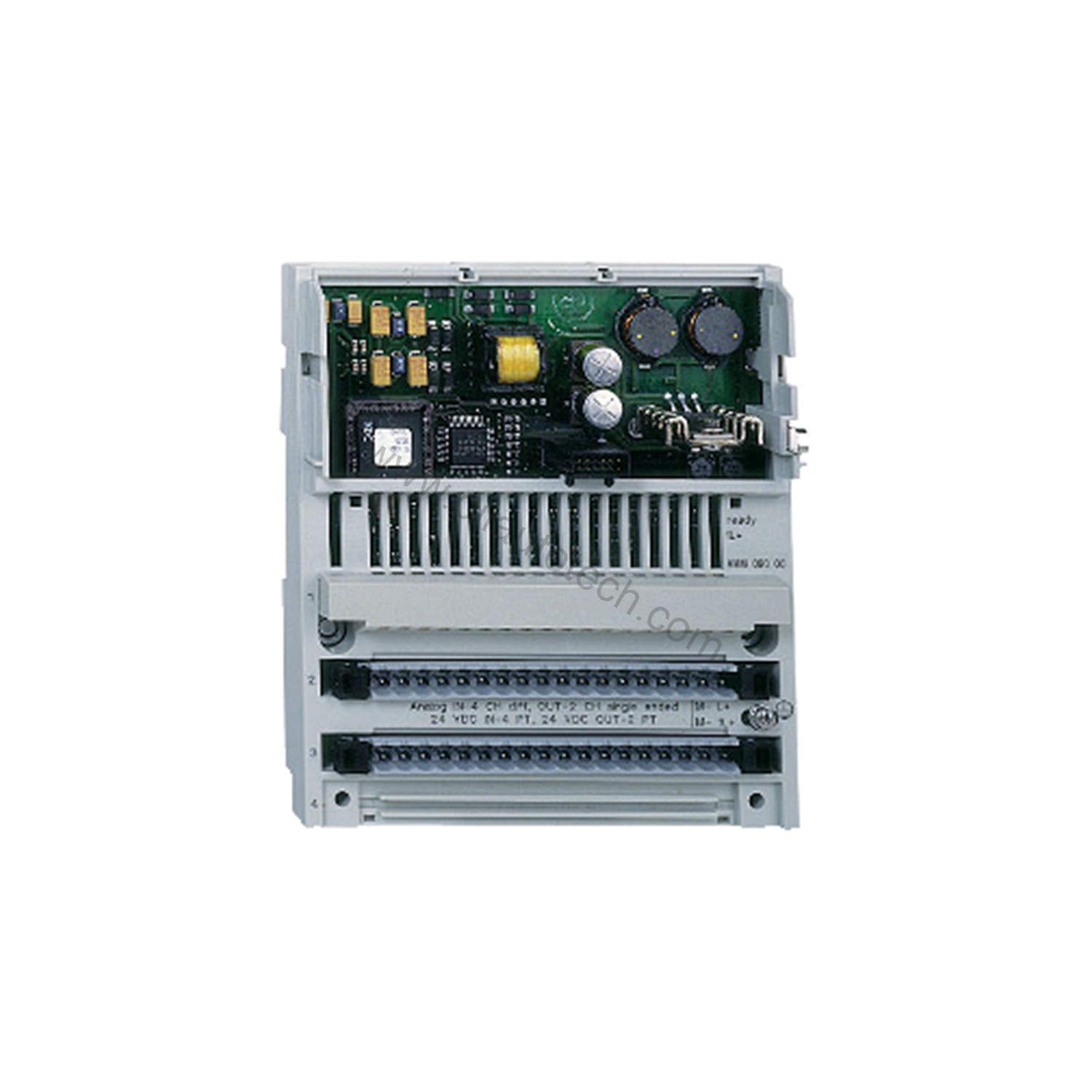 Figure 2: Technical layout and connection details for the Schneider 170AMM09000 industrial automation component.